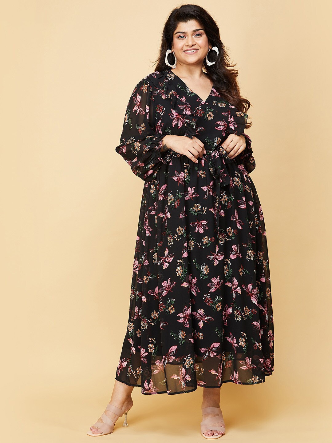 

Max Plus Size Women Black Floral Maxi Dress