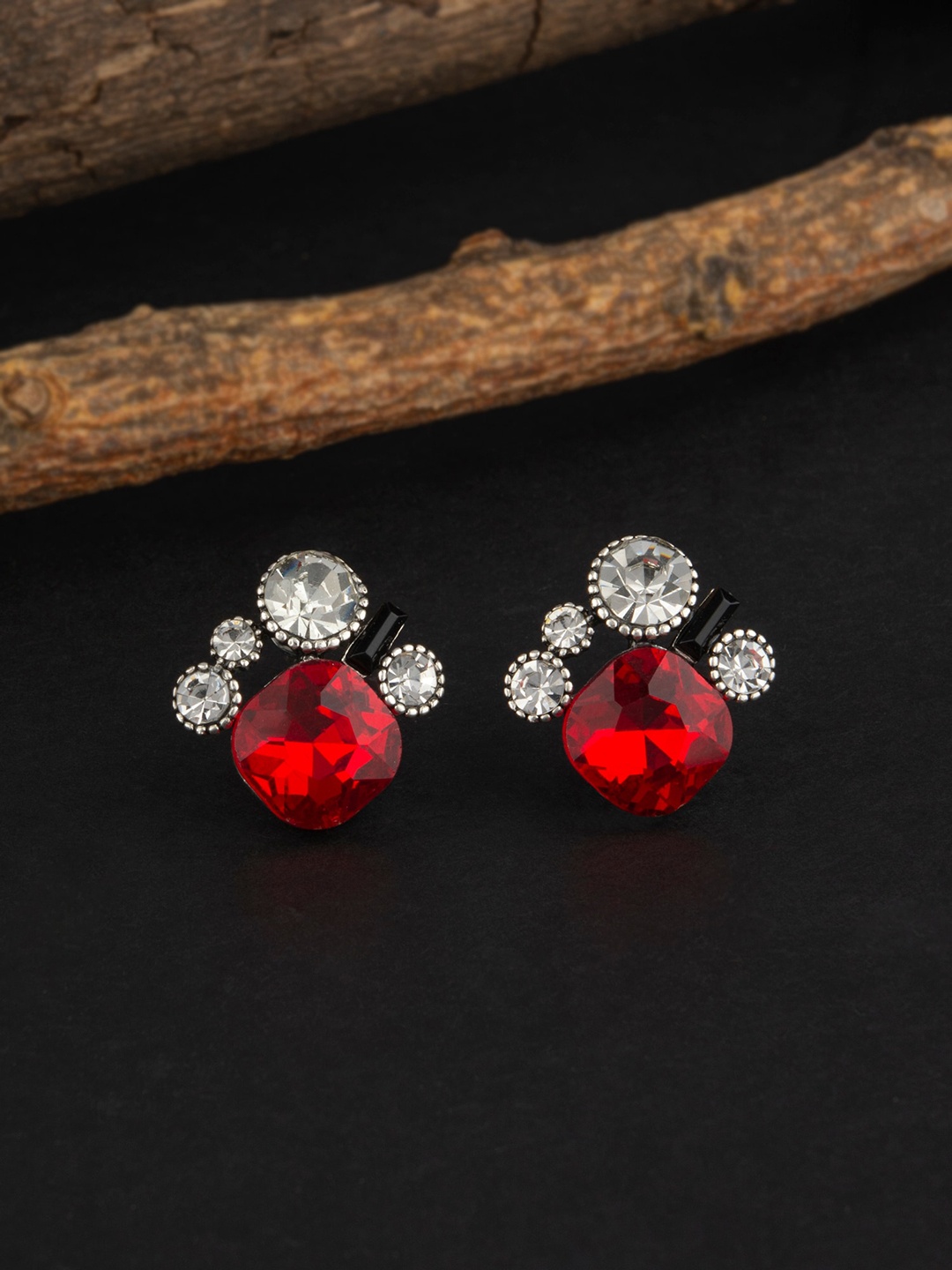 

E2O Red Contemporary Studs Earrings