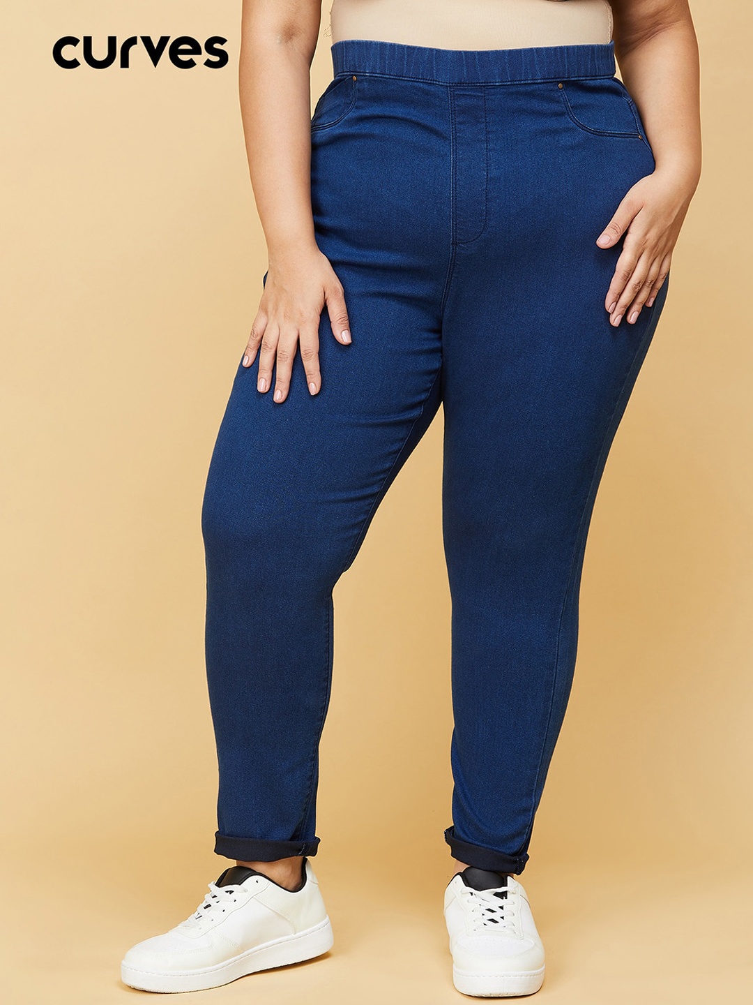 

max Women Plus Size Blue Slim Fit Slip On Jeans