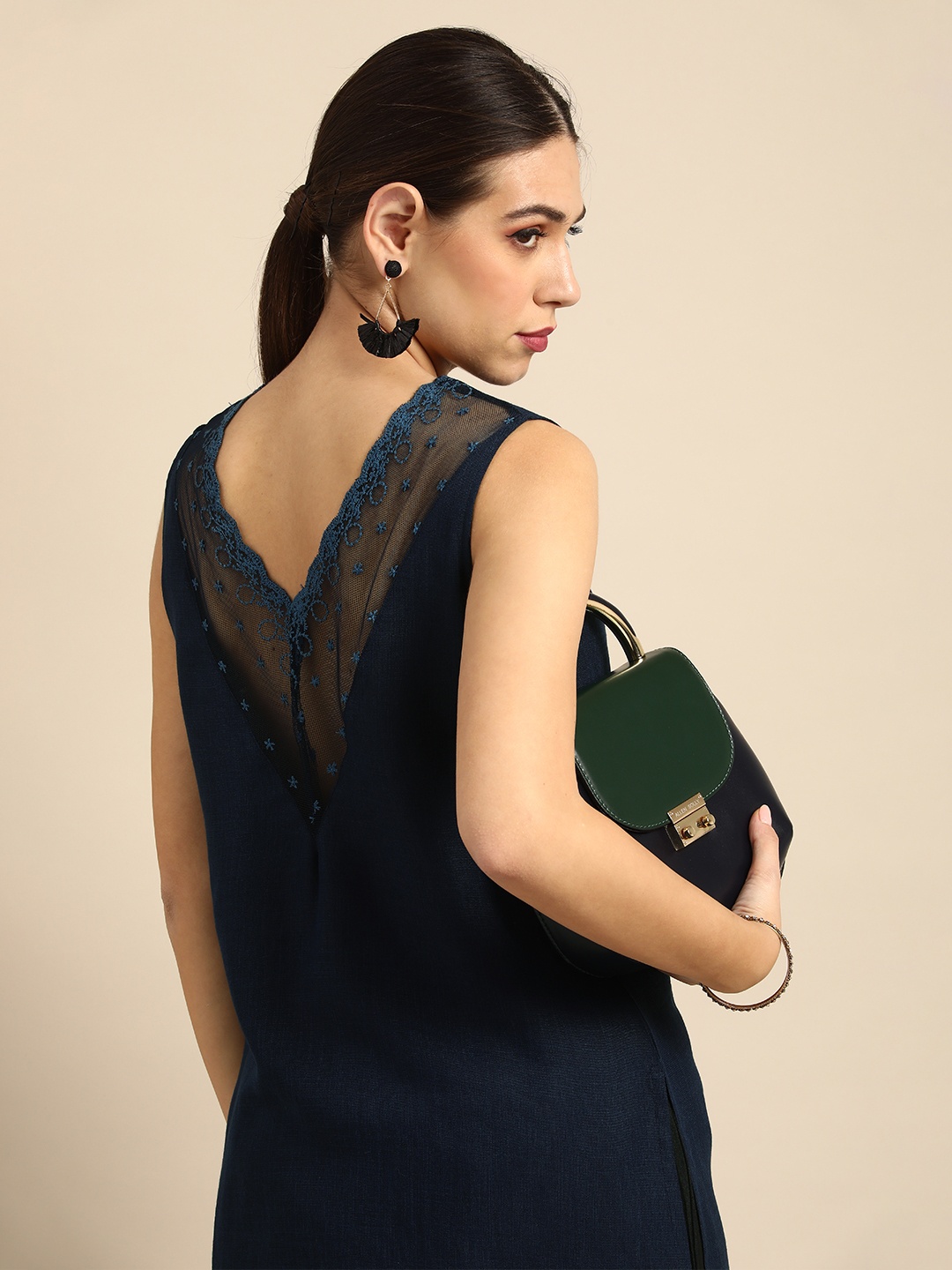 

Anouk Women Teal Blue Solid Round Neck Thread Work Styled Back Straight Kurta
