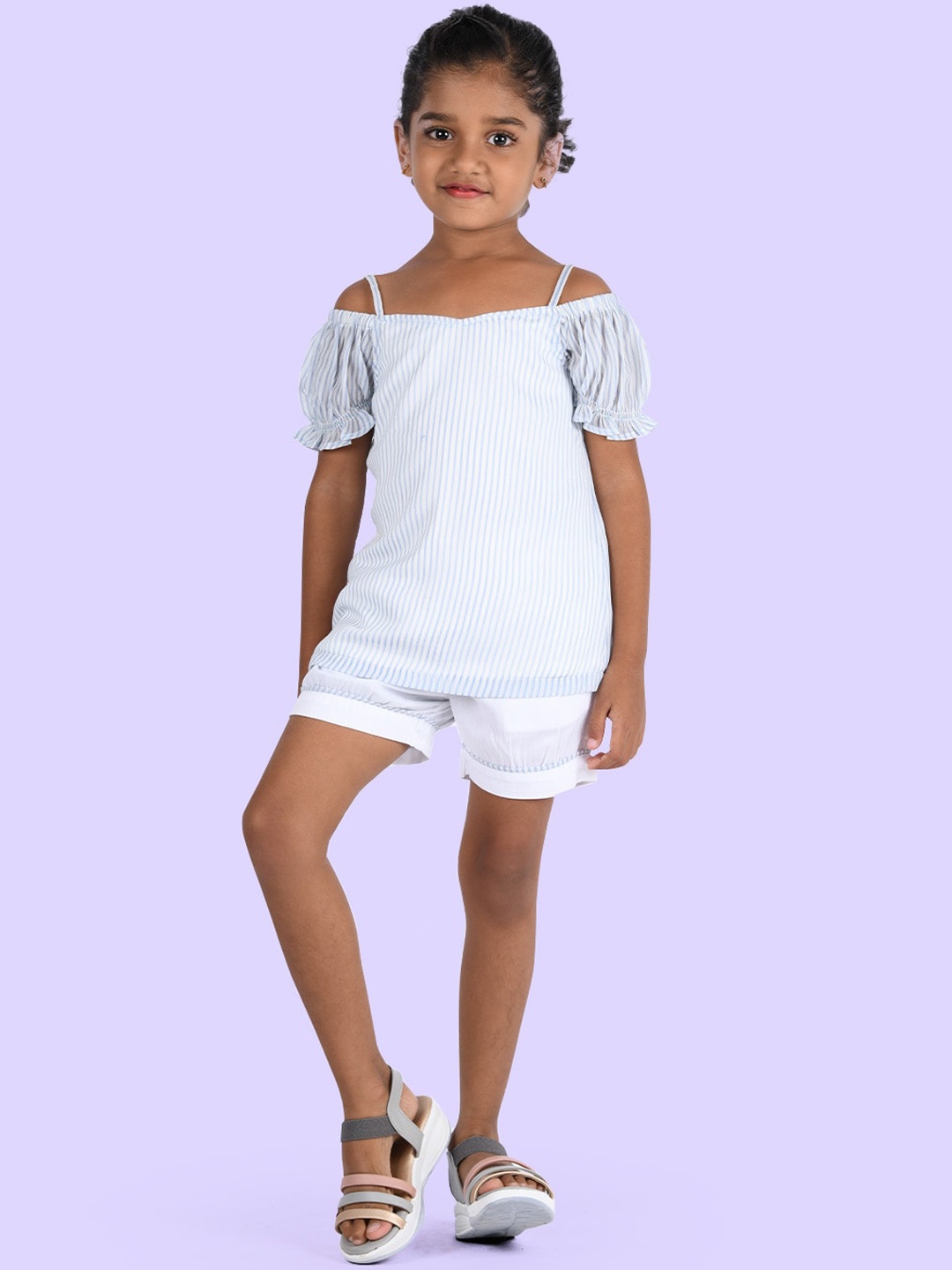 

Zalio Girls White & Blue Striped Top with Shorts