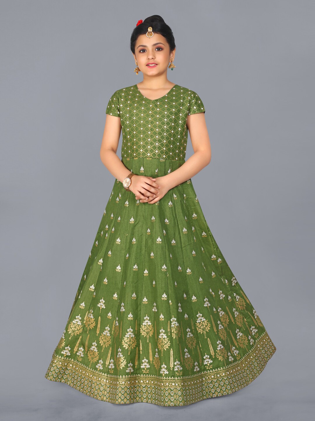 

FASHION DREAM Girls Green & Gold-Toned Ethnic Motifs Ethnic Maxi Dress