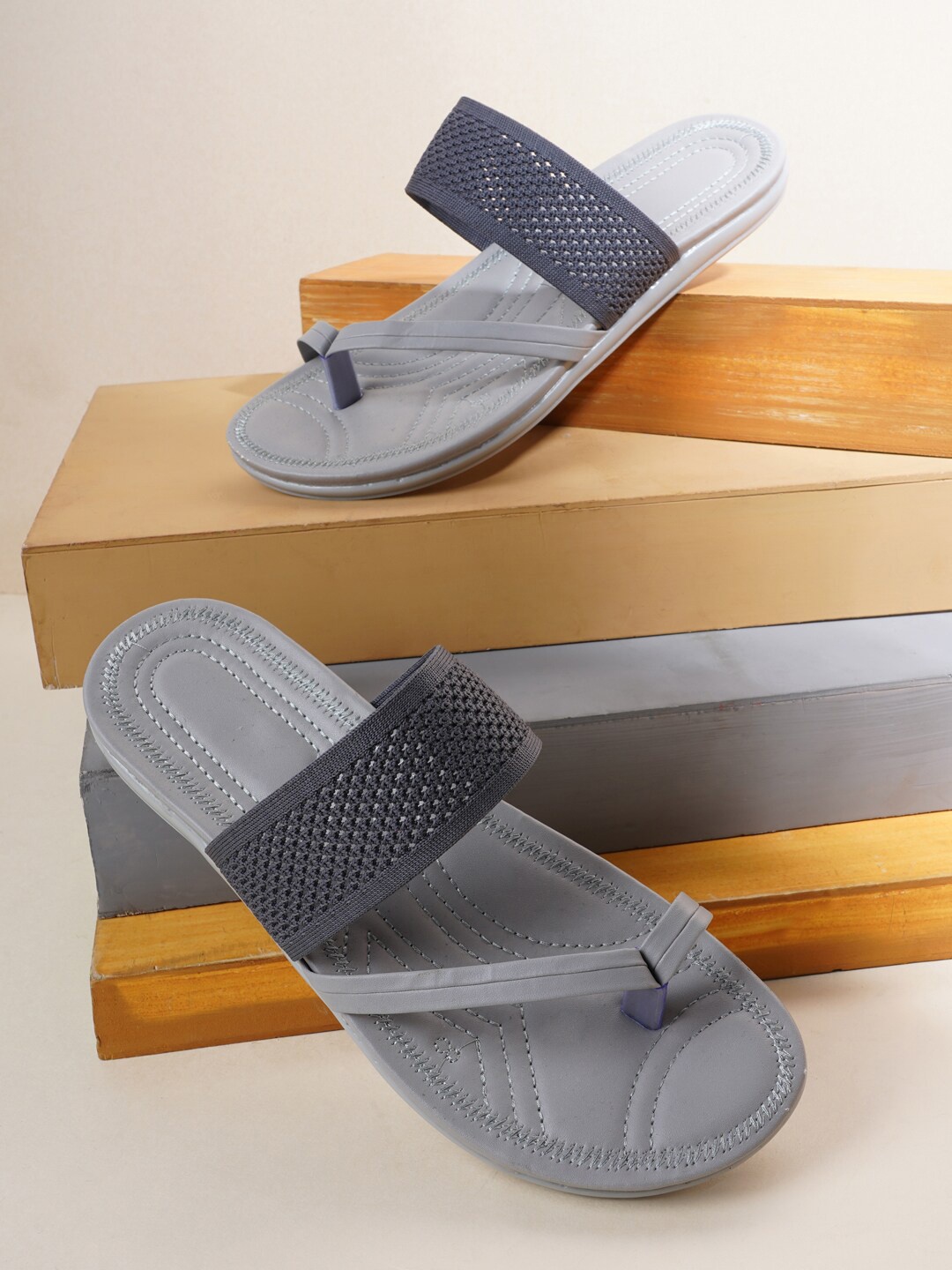 

Style Shoes Women Grey One Toe Flats