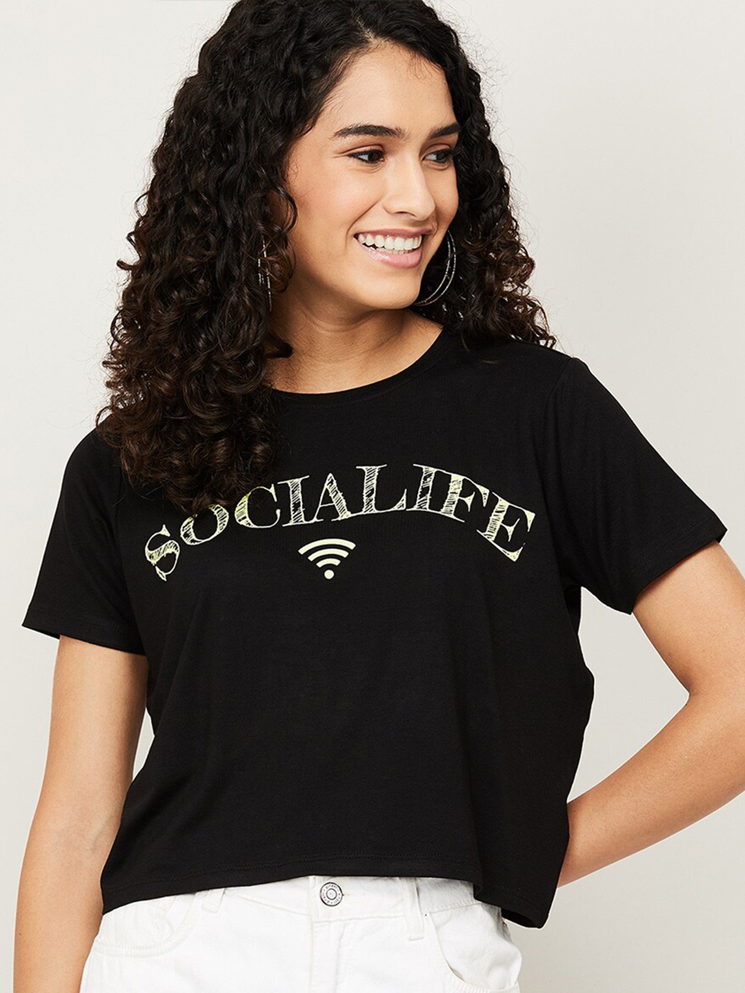 

Ginger by Lifestyle Black Print Crop Top