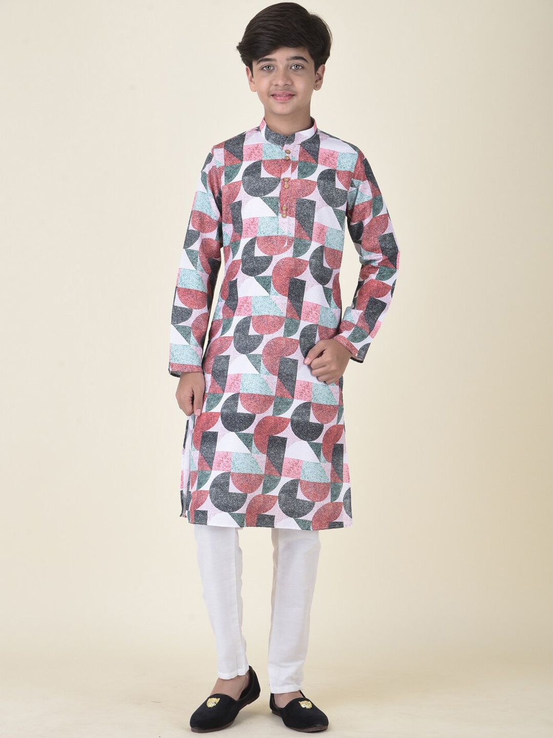 

TABARD Boys Peach-Coloured Printed Pure Cotton Kurta with Churidar