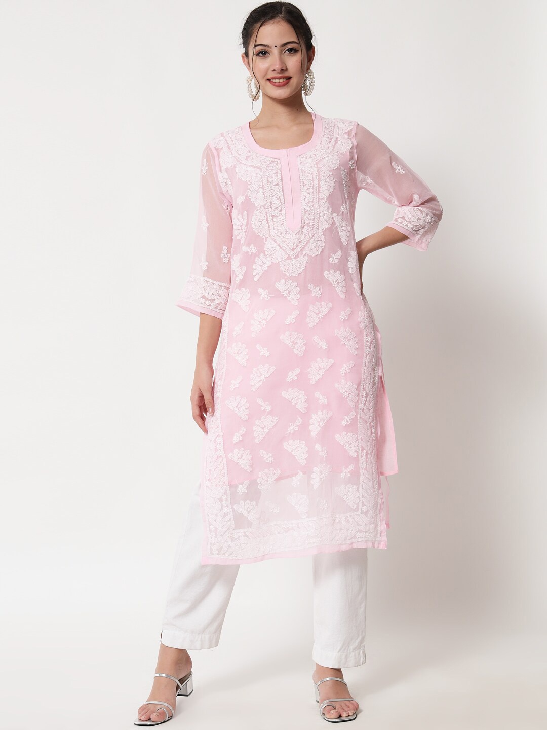 

PARAMOUNT CHIKAN Women Pink Hand Embroidered Chikankari Georgette Kurta With Matching Slip