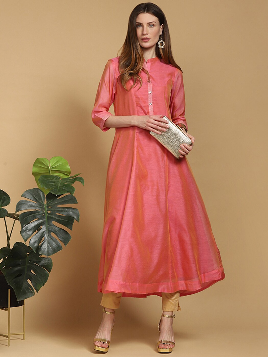 

Indifusion Women Pink Solid Anarkali Kurta