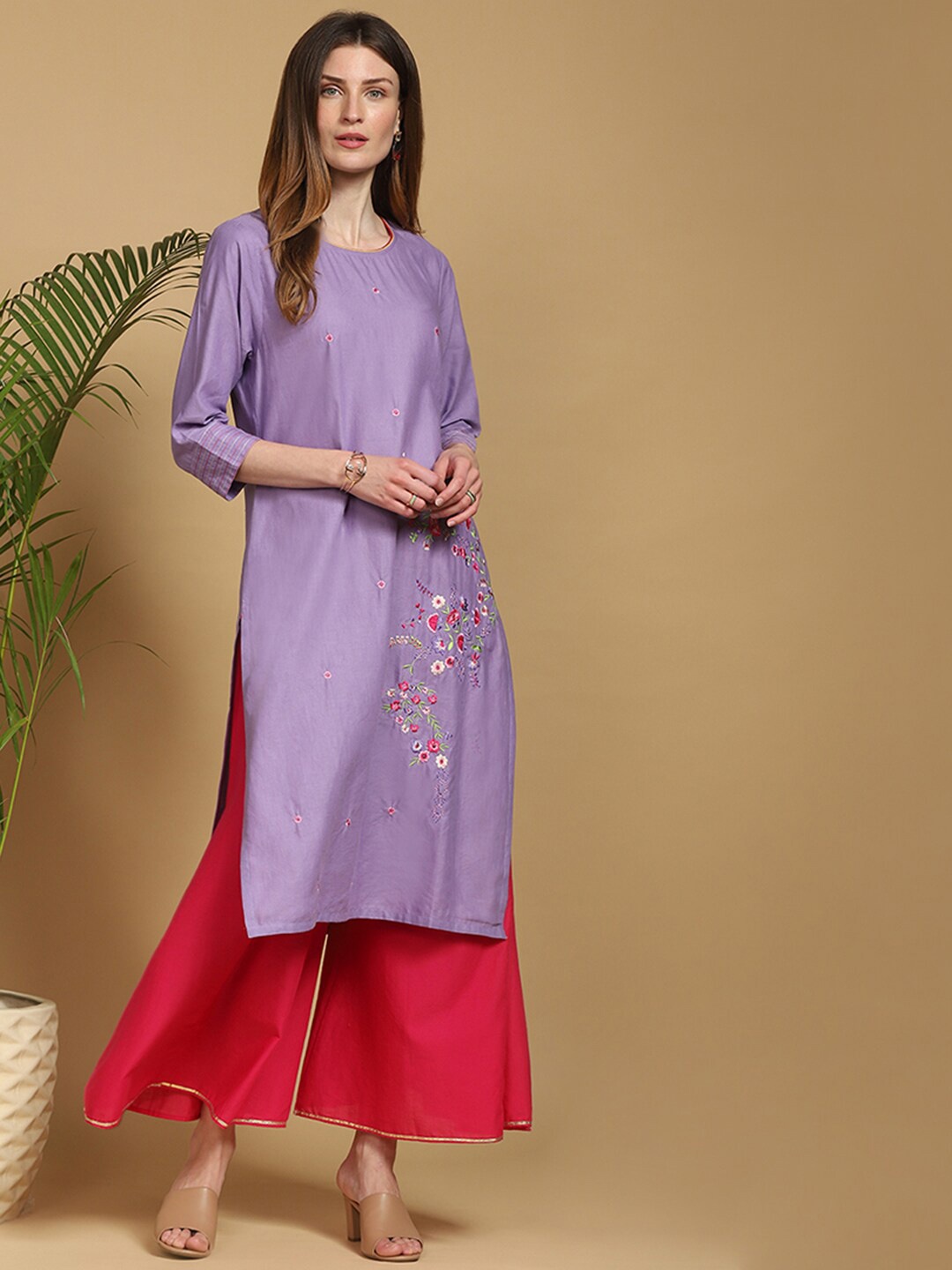 

Indifusion Women Purple Embroidered Flared Kurta