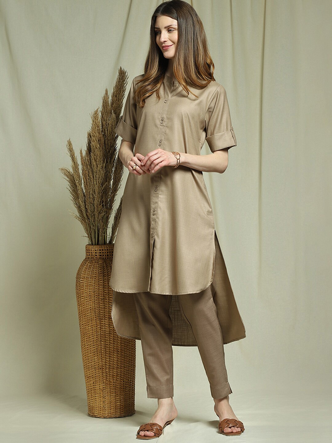 

Indifusion Women Brown Solid Kurta