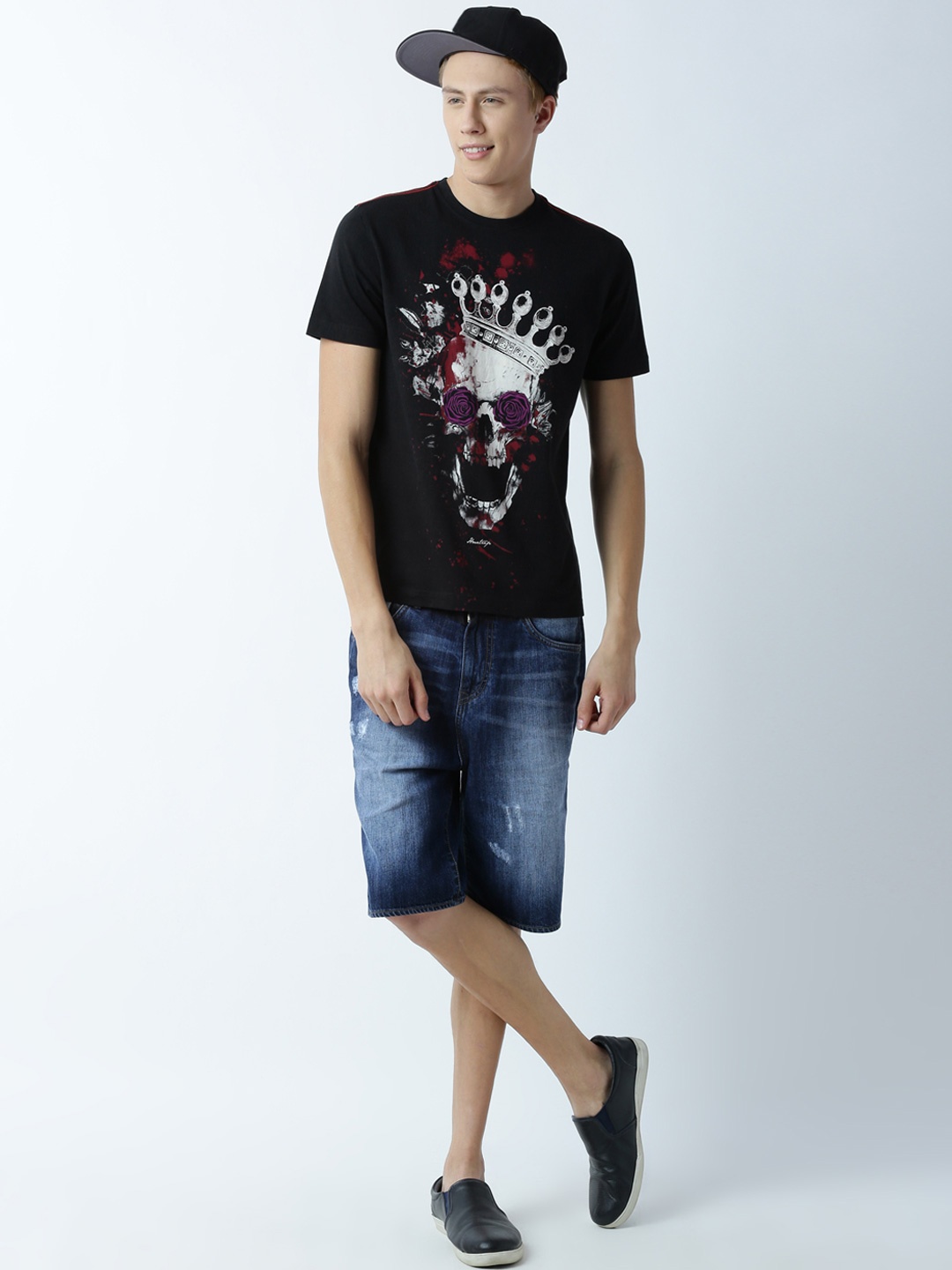 

Huetrap Men Black Printed T-shirt