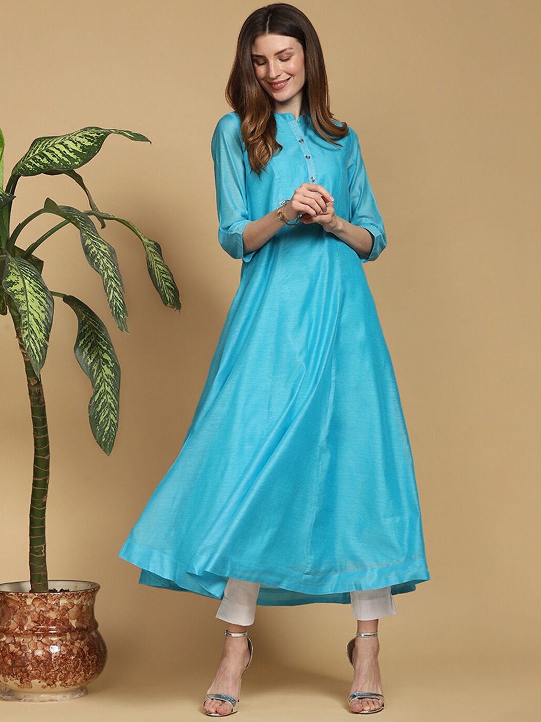 

Indifusion Women Blue Embellished Anarkali Kurta