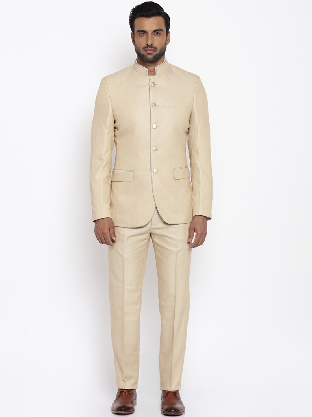 

Raymond Men Beige Solid Bandhgala Two-Piece Suit