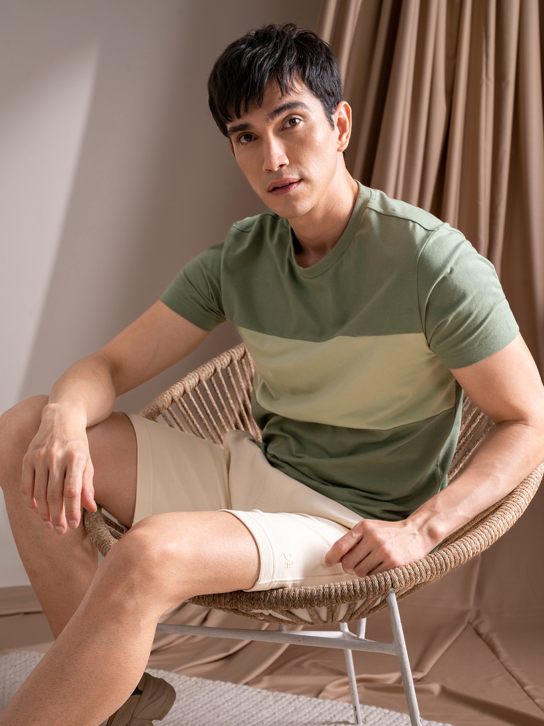 

DAMENSCH Premium Cotton Colourblocked Regular Fit T-shirt, Green