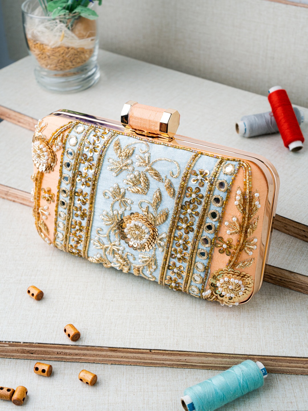 

NR By Nidhi Rathi Women Blue & Gold-Toned Embroidered Box Clutch