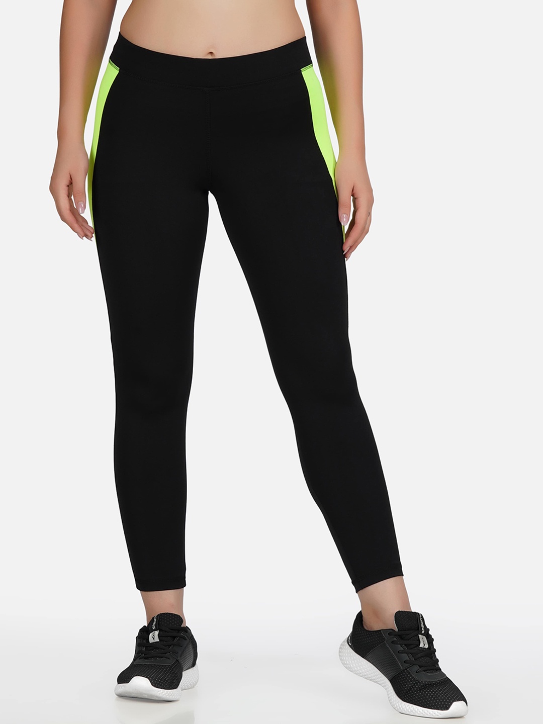 

NEU LOOK FASHION Women Black & Green Colourblocked Tights