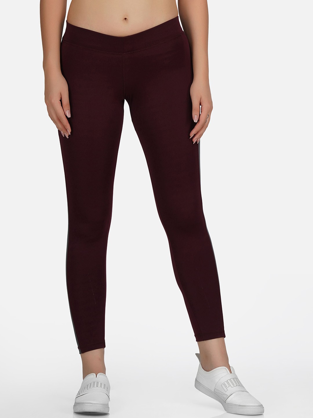 

NEU LOOK FASHION Women Maroon & Grey Colourblocked Tights