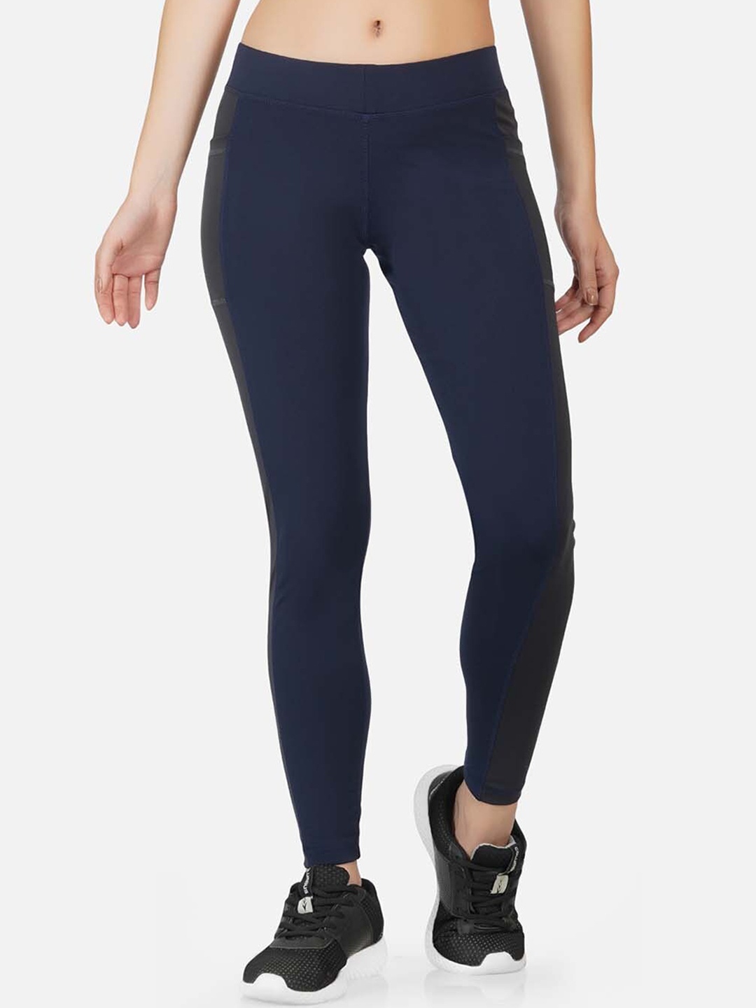 

NEU LOOK FASHION Women Blue & Grey Colourblocked Tights