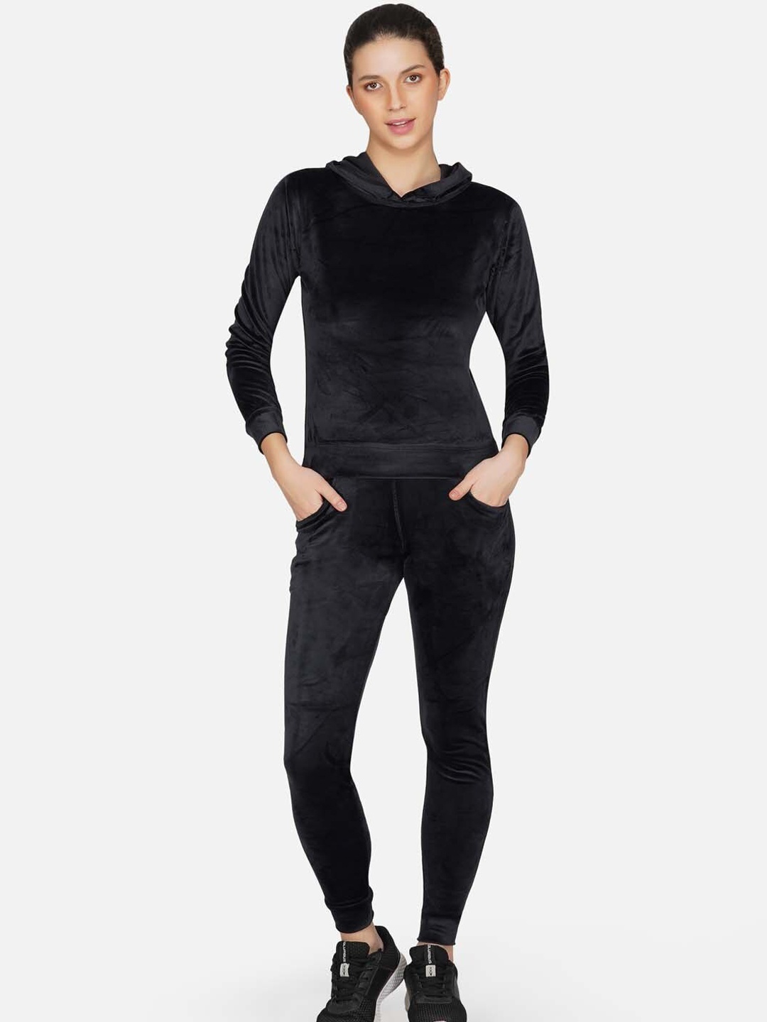 

NEU LOOK FASHION Women Black Solid Slim-Fit Tracksuits