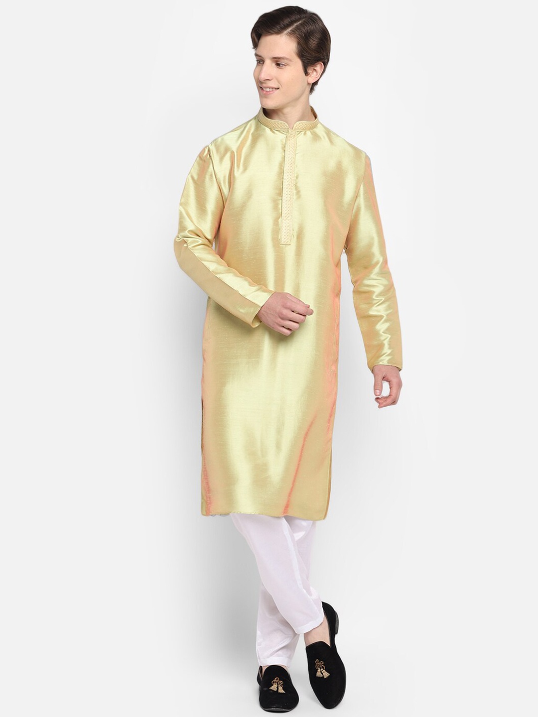 

DEVOILER Men Gold Solid Straight Silk Kurta