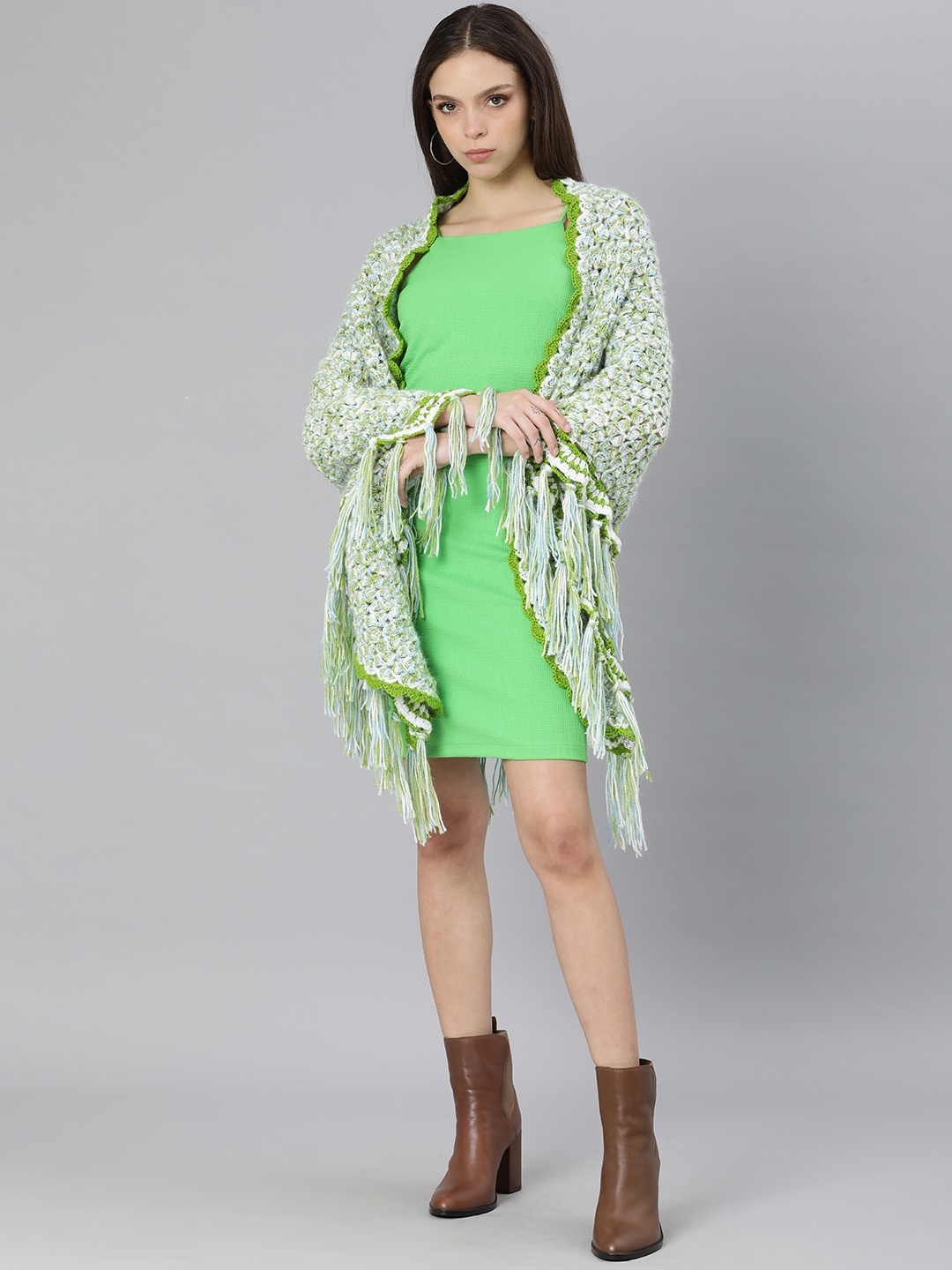 

Magic Needles Women Off White & Green Front-Open Poncho Style Sweater with Fringed Detail