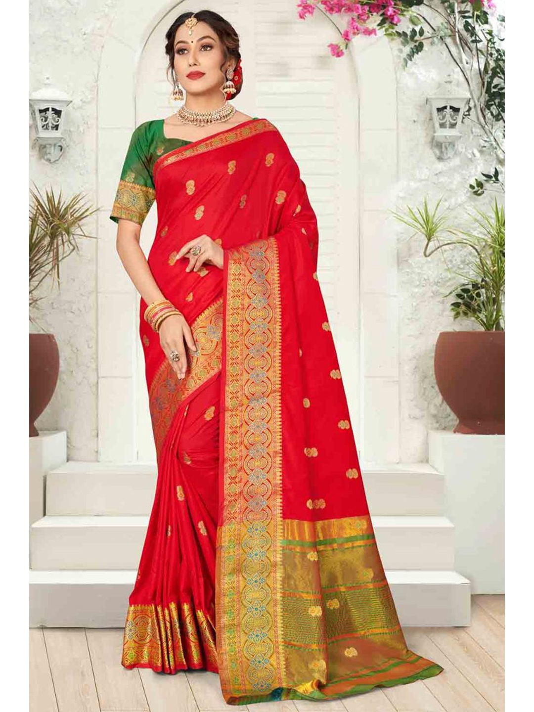 

KARAGIRI Women Red & Green Woven Design Zari Saree With Unstitched Blouse Piece