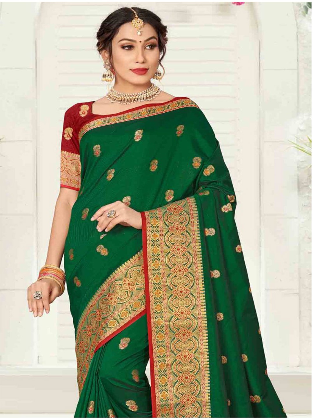 

KARAGIRI Green & Red Woven Design Zari Saree