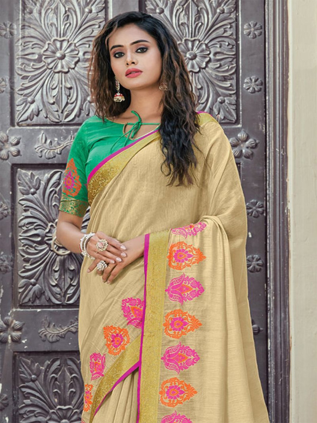 

KARAGIRI Beige & Pink Ethnic Motifs Zari Saree