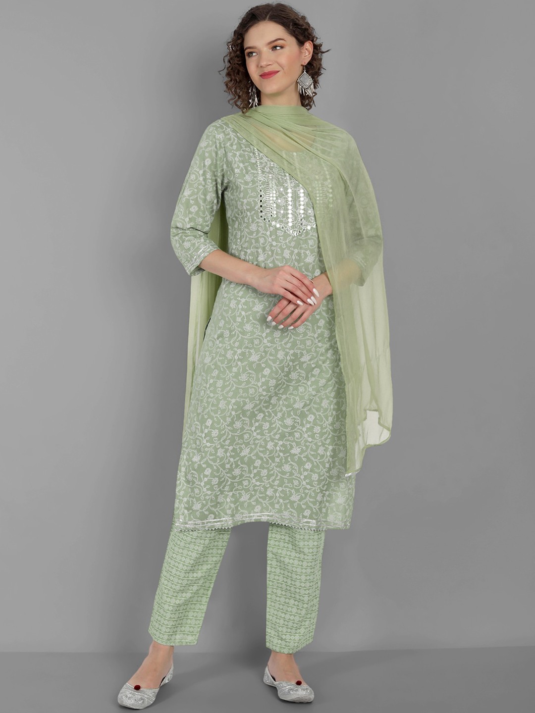 

SINGNI Women Green Striped Pleated Kurta with Trouser & Dupatta