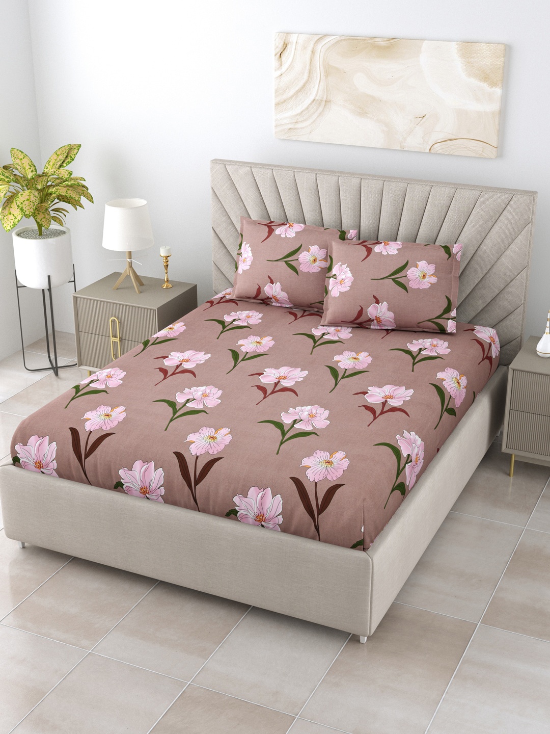 

Salona Bichona Beige & Pink Floral 180 TC Queen Bedsheet with 2 Pillow Covers