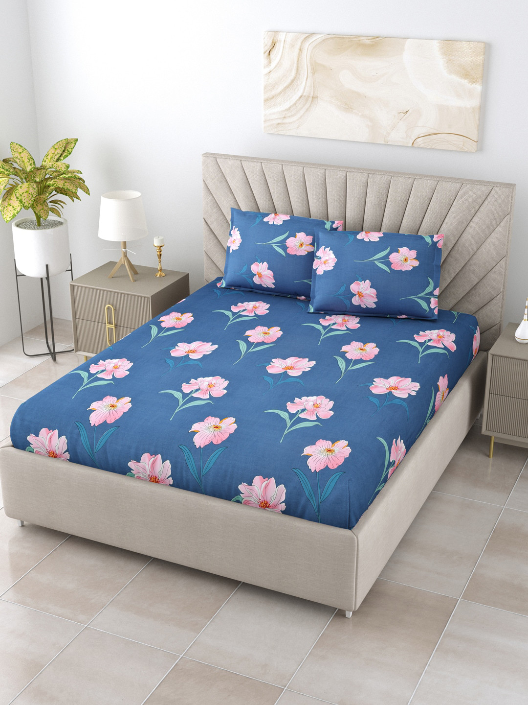 

Salona Bichona Blue & Pink Floral 180 TC Queen Bedsheet with 2 Pillow Covers