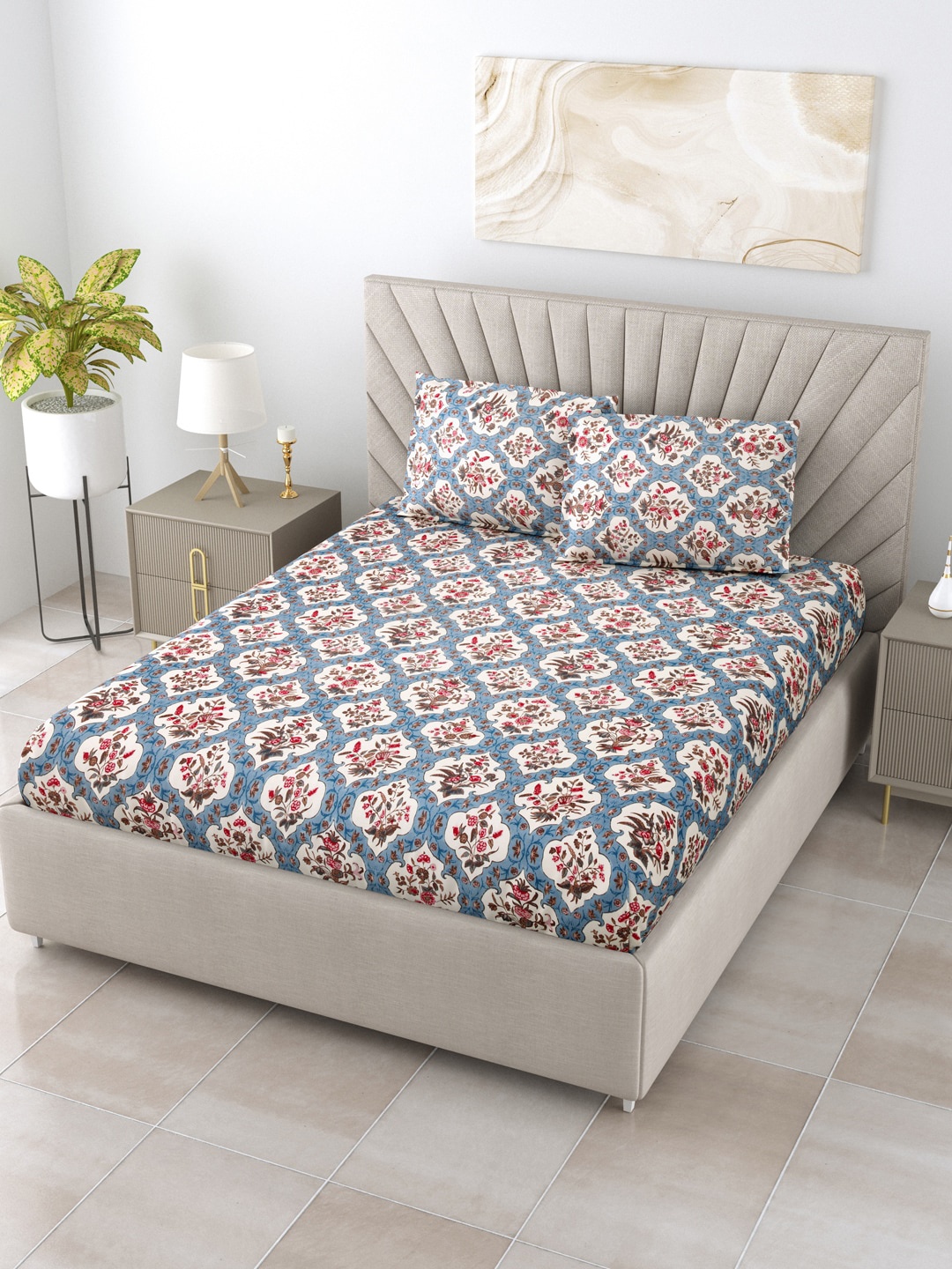 

Salona Bichona Blue & Pink Floral 144 TC Queen Bedsheet with 2 Pillow Covers