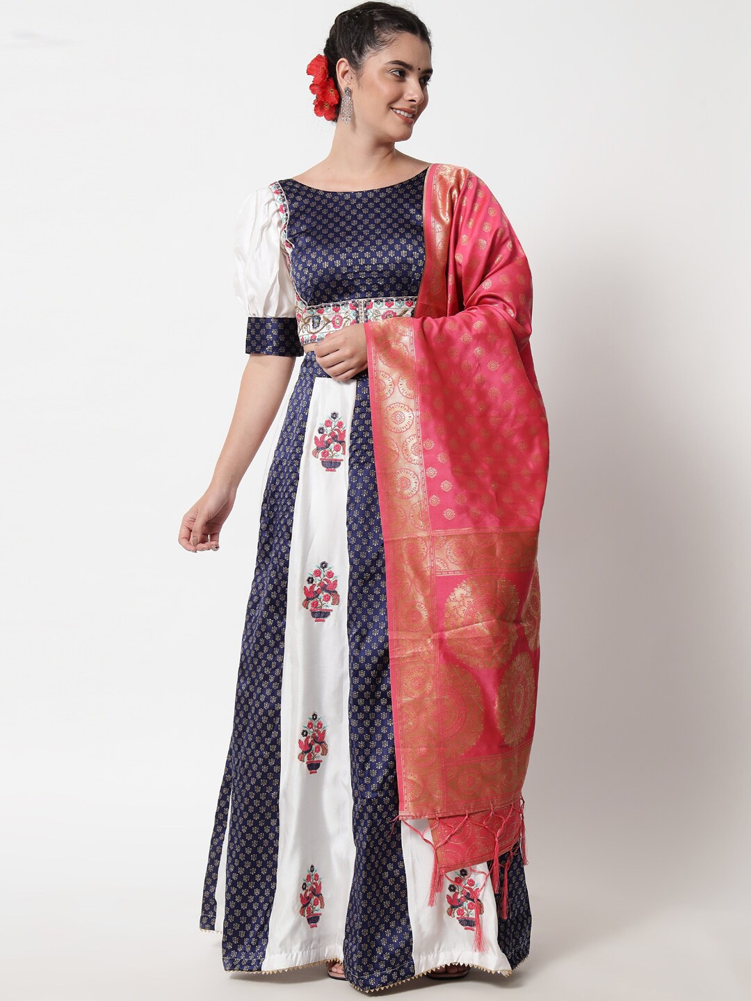 

DIVASTRI Navy Blue & Red Printed Ready to Wear Lehenga & Unstitched Blouse With Dupatta