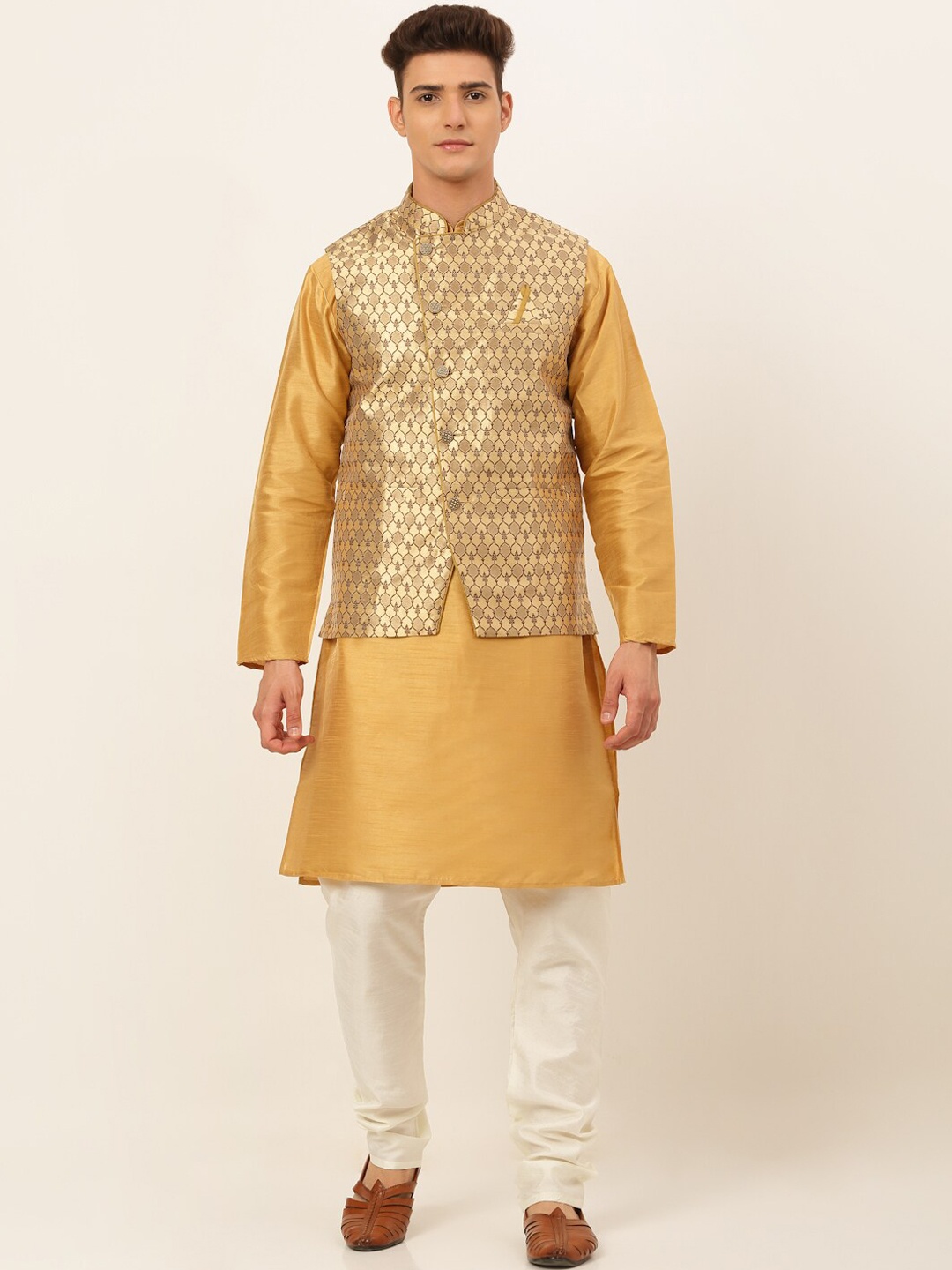 

Jompers Men Gold-Toned Kurta Pyjamas With Nehru Jacket