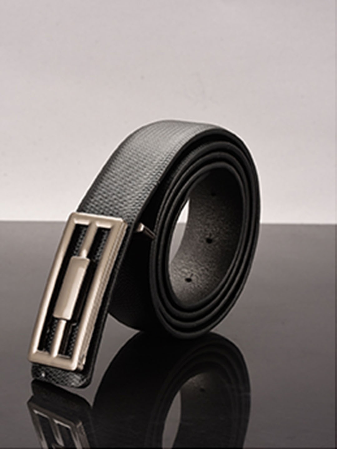 

BuckleUp Men Black Textured Formal Belt