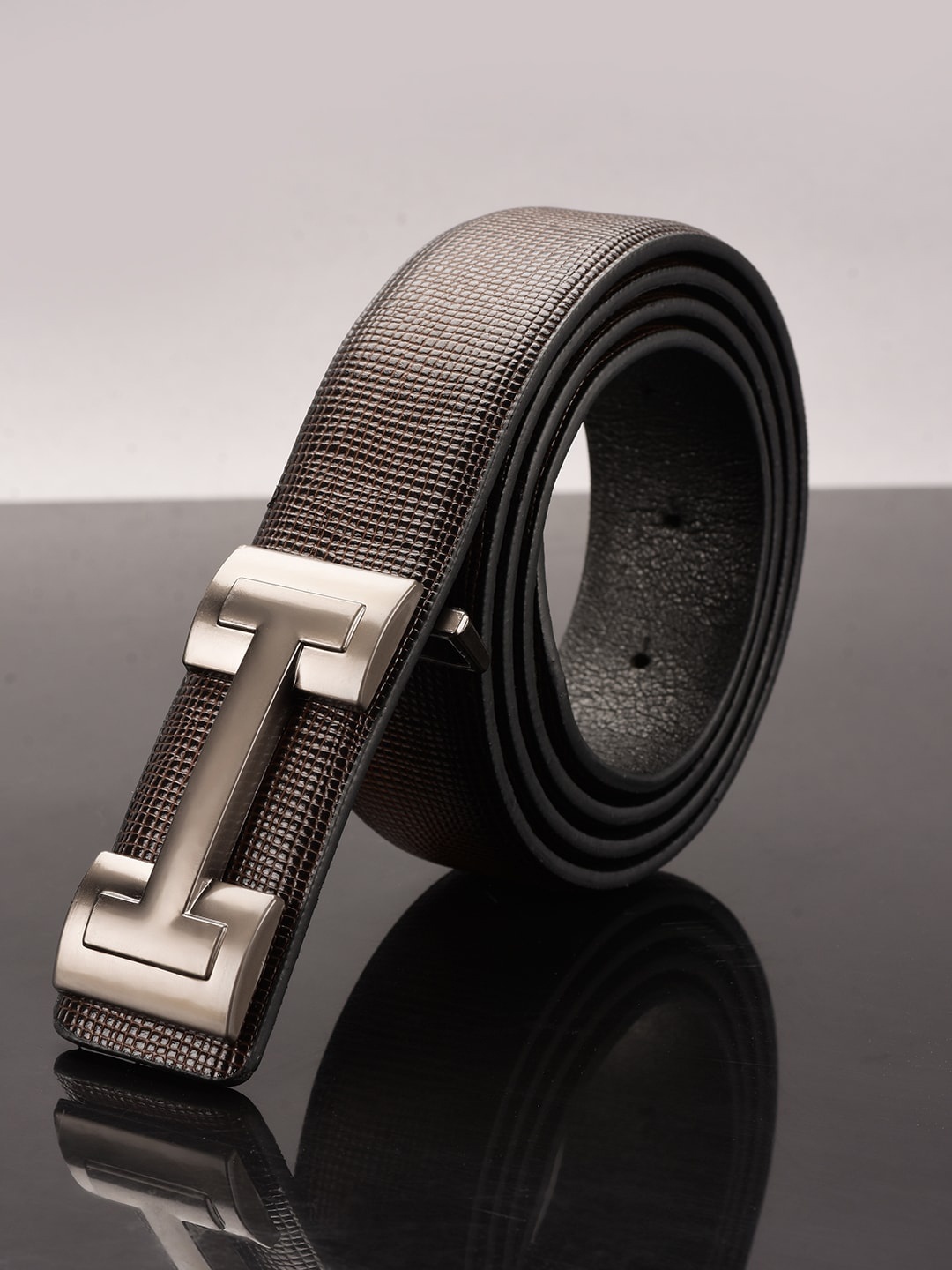 

BuckleUp Men Brown Textured Belt