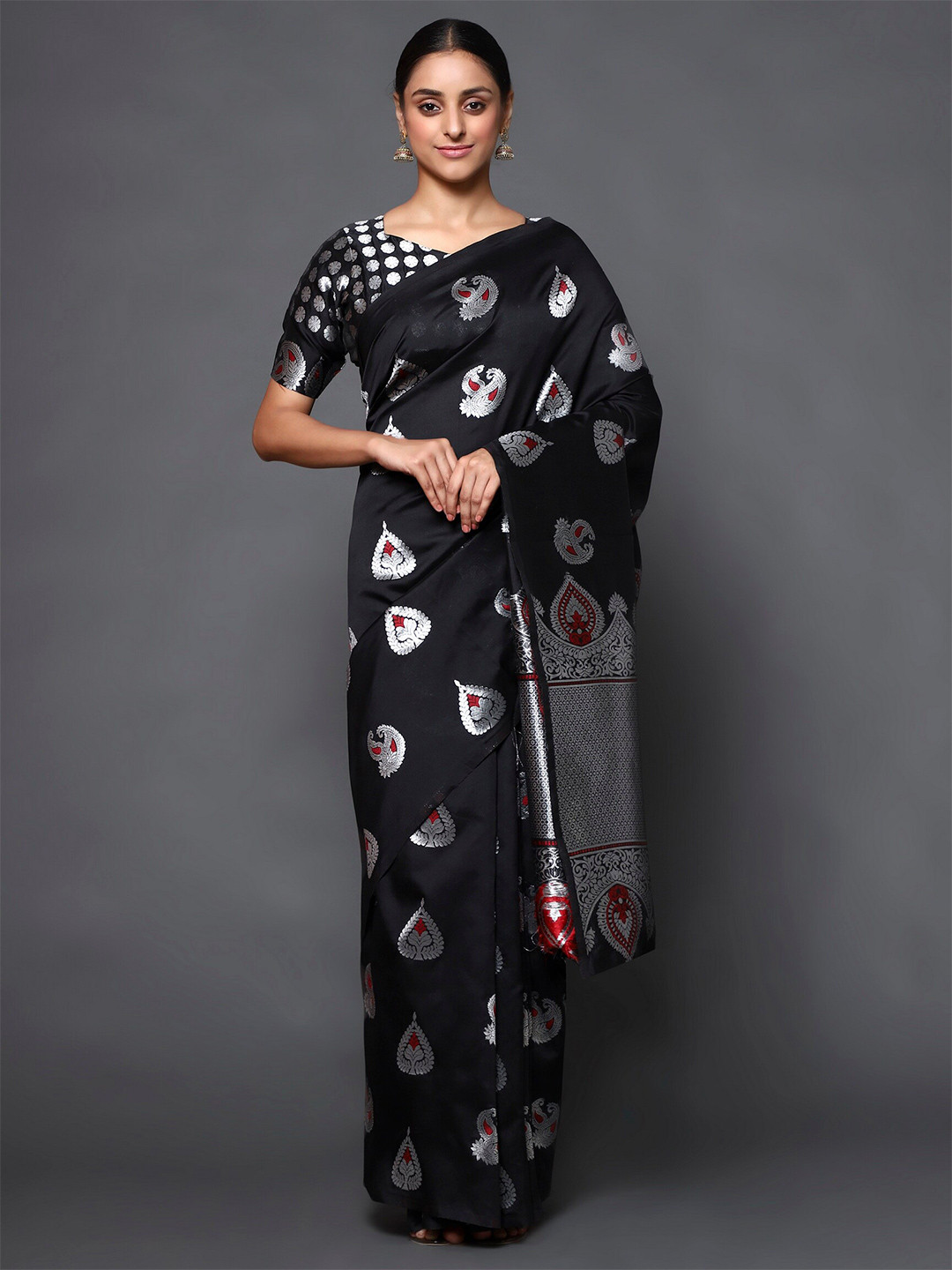 

Glemora Women Black & Silver-Toned Woven Design Zari Art Silk Kanjeevaram Saree