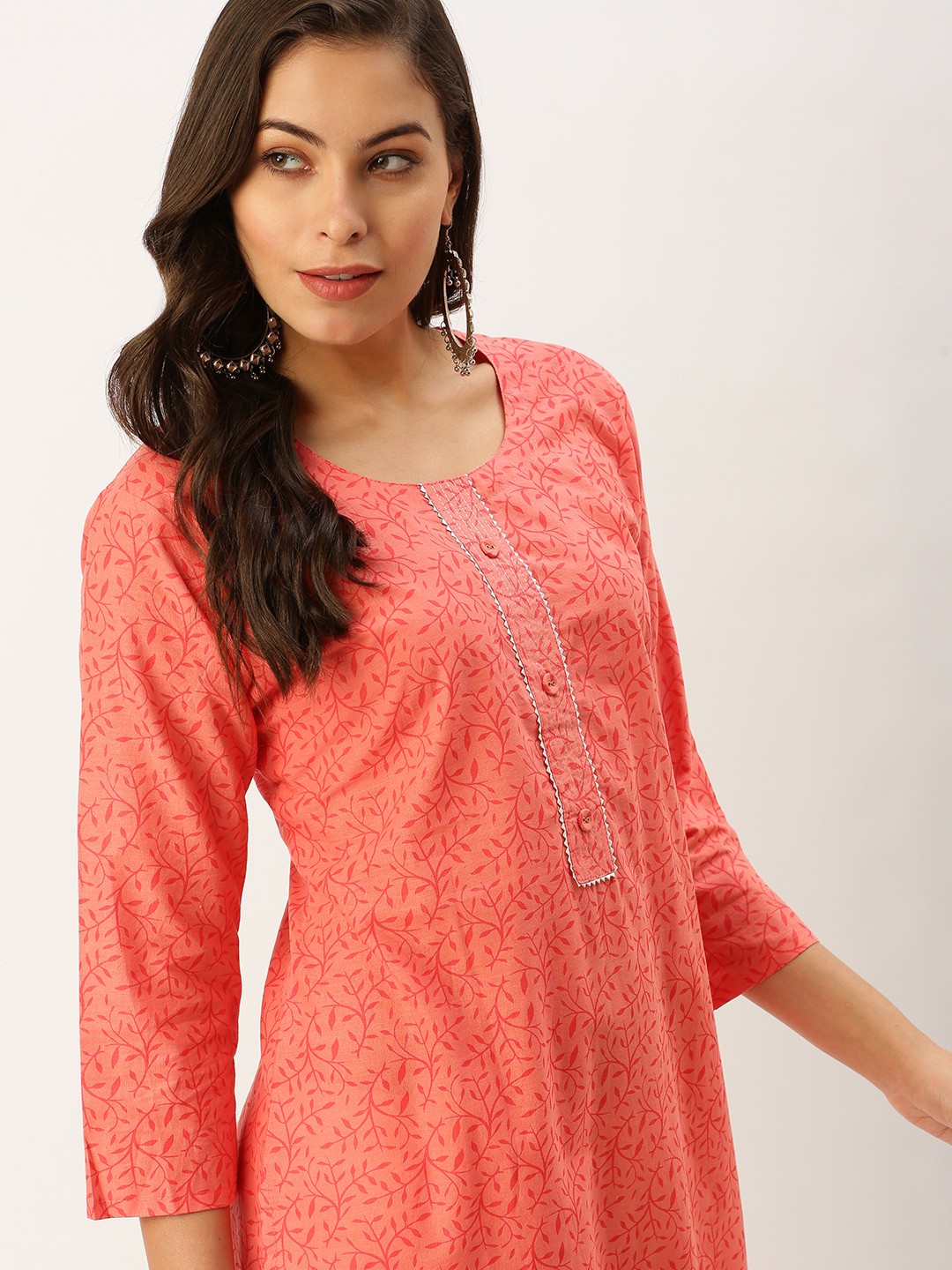 

SHOWOFF Women Pink Floral Printed Gotta Patti Floral Kurta