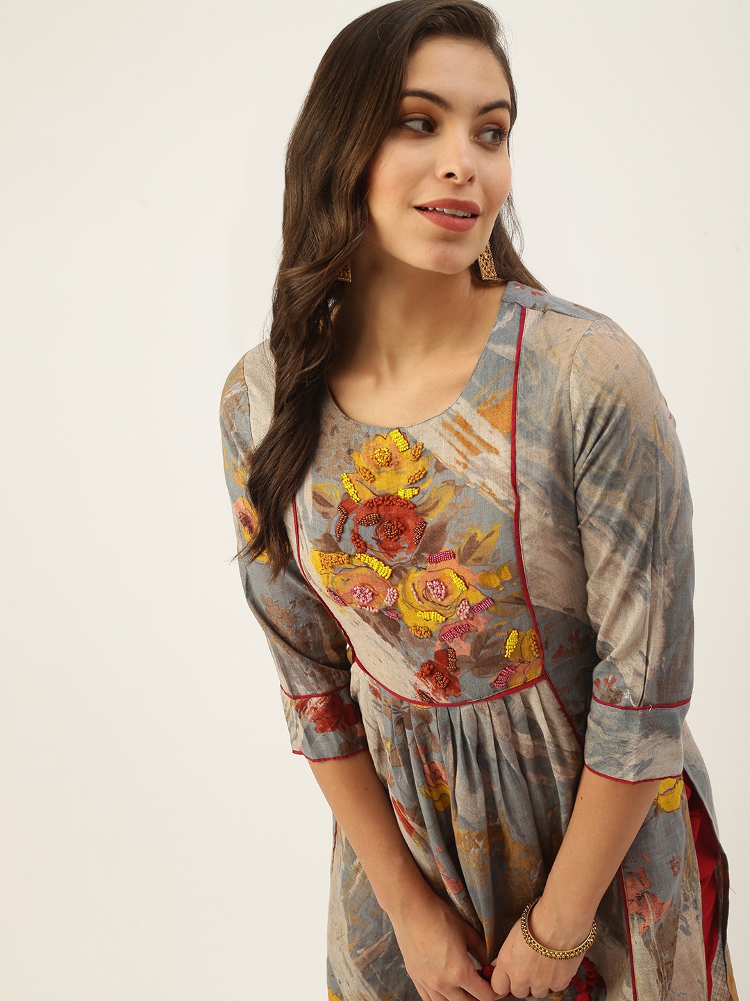 

SHOWOFF Women Grey Printed Thread Work Floral Kurta