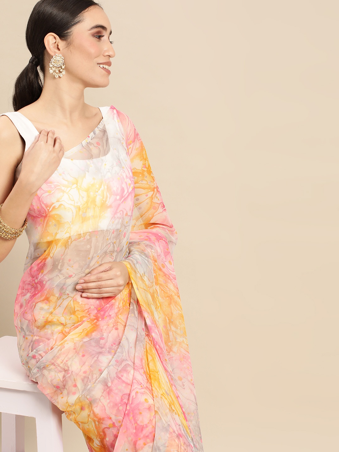 

Rani Saahiba Grey & Red Saree