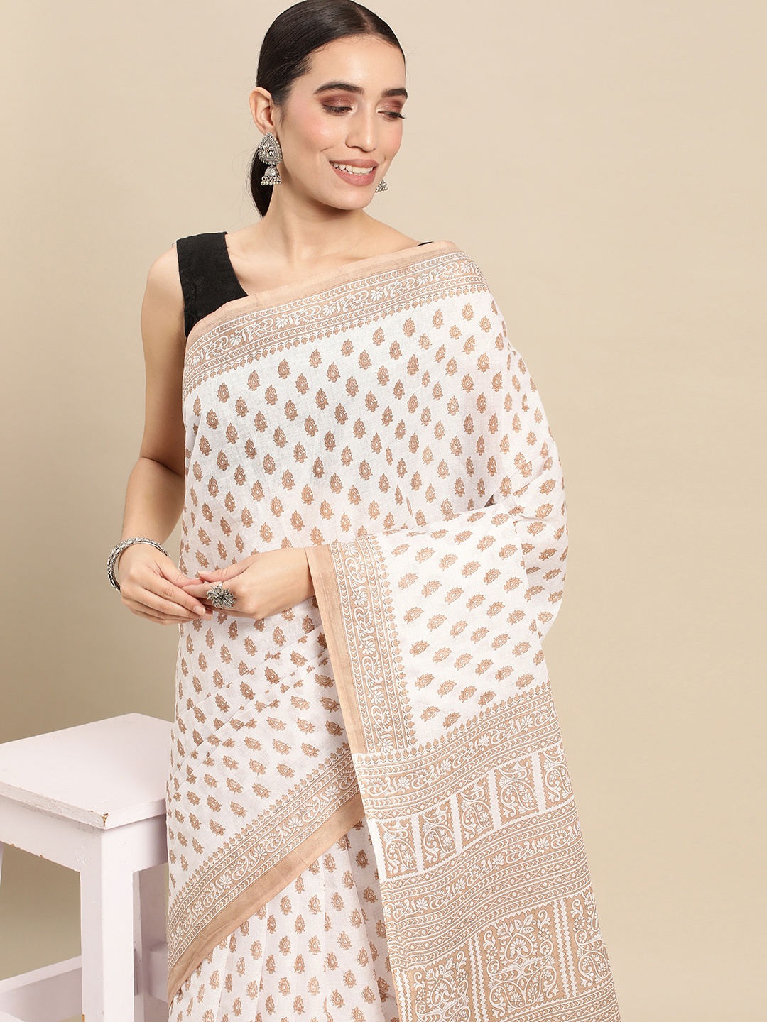 

Rani Saahiba White & Brown Bagh Pure Cotton Saree