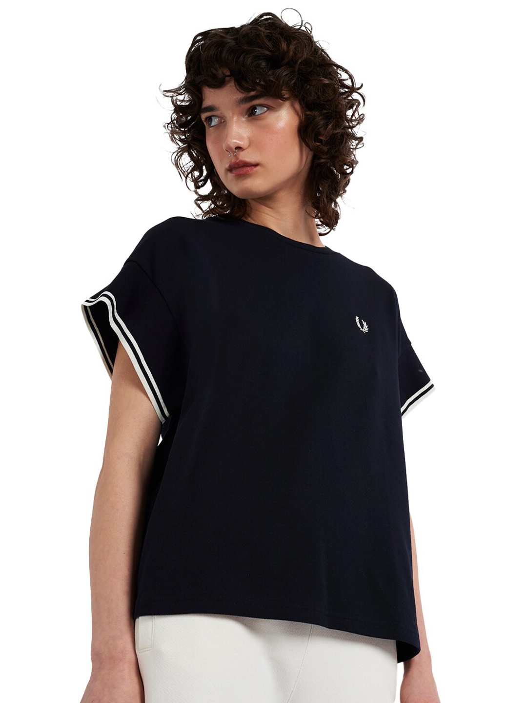 

Fred Perry Women Navy Blue Drop-Shoulder Sleeves T-shirt