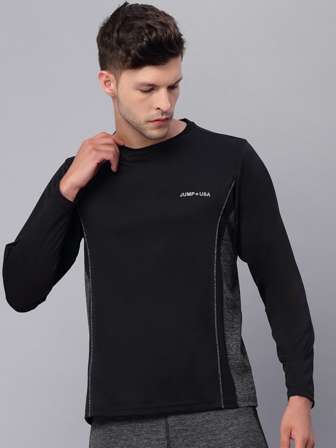 

JUMP USA Men Black Rapid-Dry Solid T-shirt