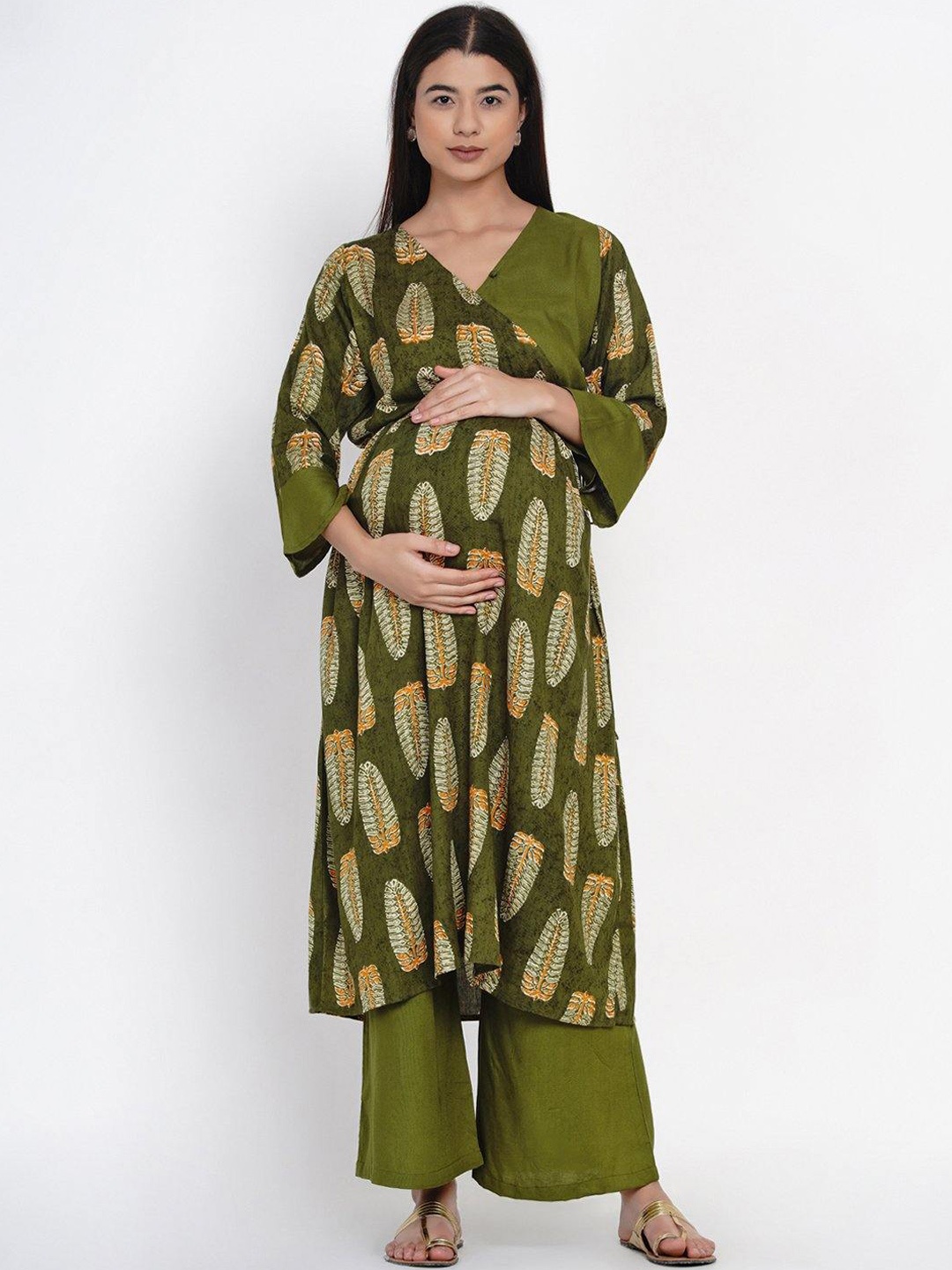 

Mine4Nine Women Olive Green Striped Empire Maternity Kurta with Palazzos