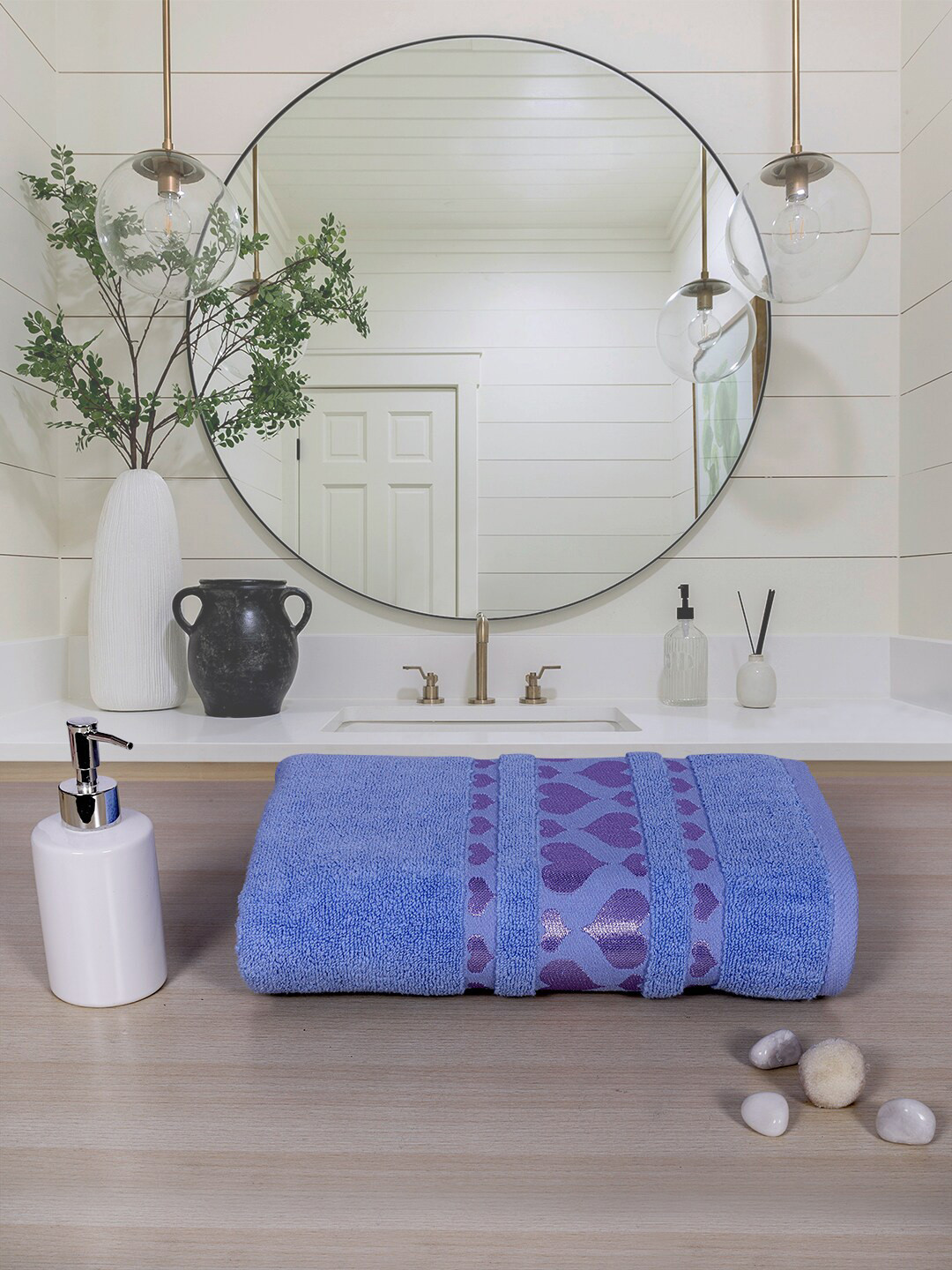 

RANGOLI Blue Printed Pure Cotton 550 GSM Bath Towels
