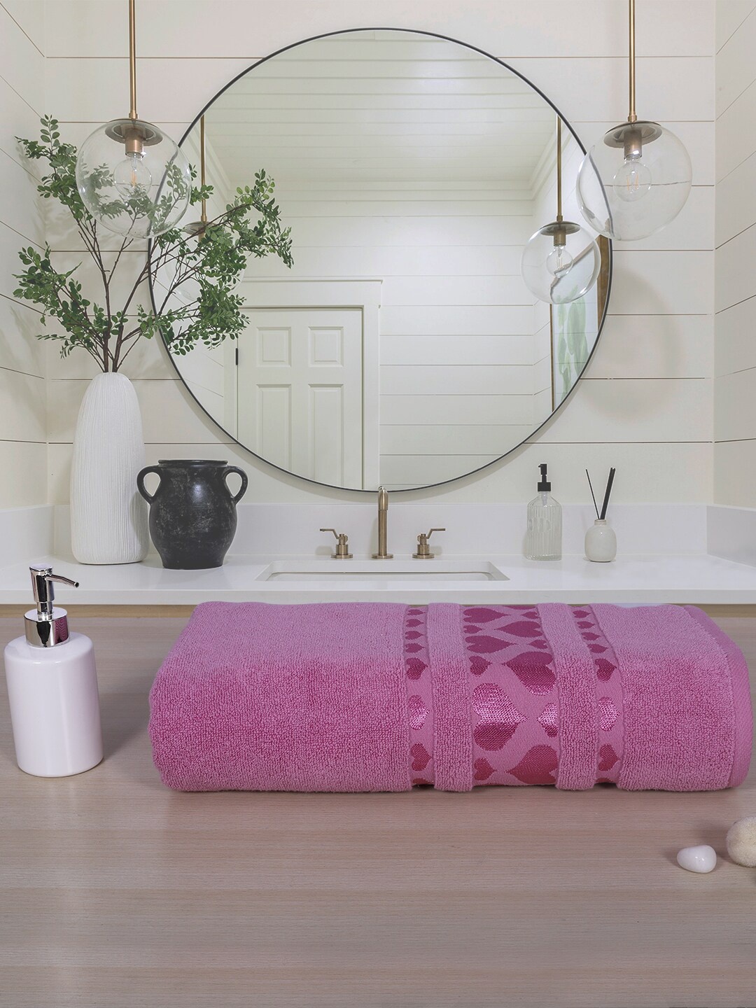 

RANGOLI Purple Printed 550 GSM Pure Cotton Bath Towels