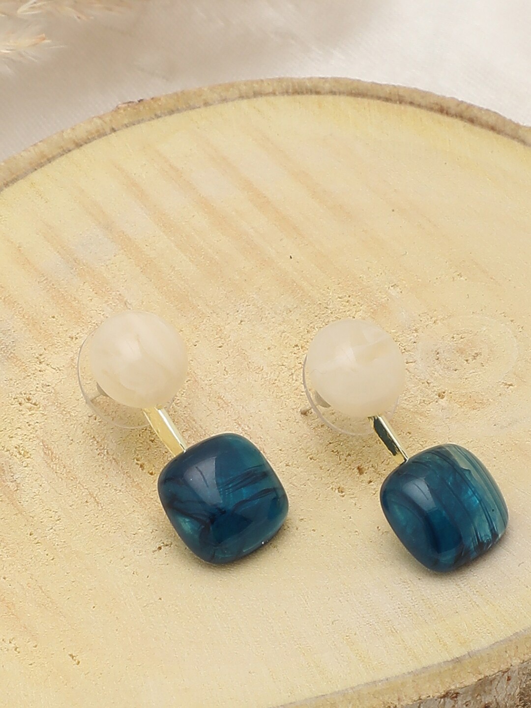 

SOHI Women Blue & Off White Contemporary Drop Earrings