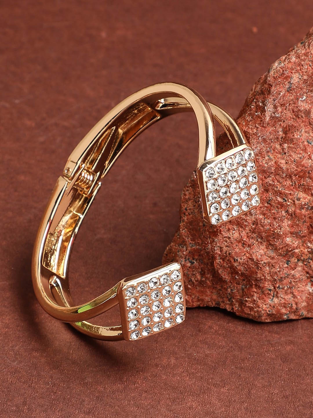 

SOHI Women Gold Bracelet