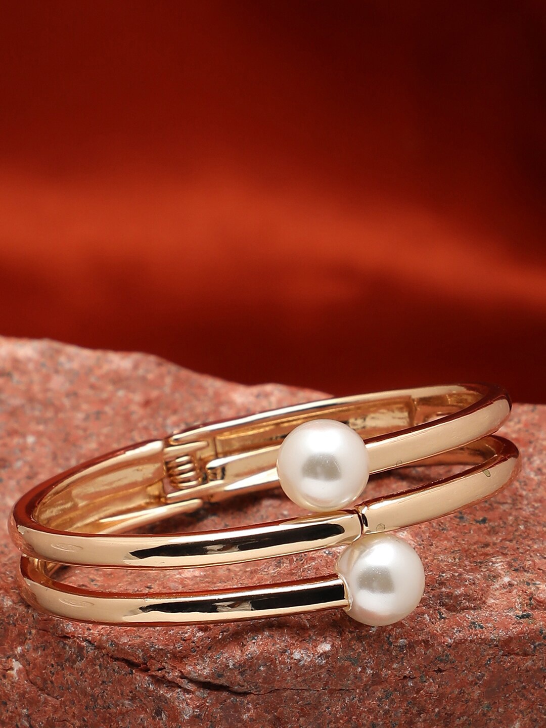 

SOHI Women Gold Plated & White Pearls Gold-Plated Bangle-Style Bracelet