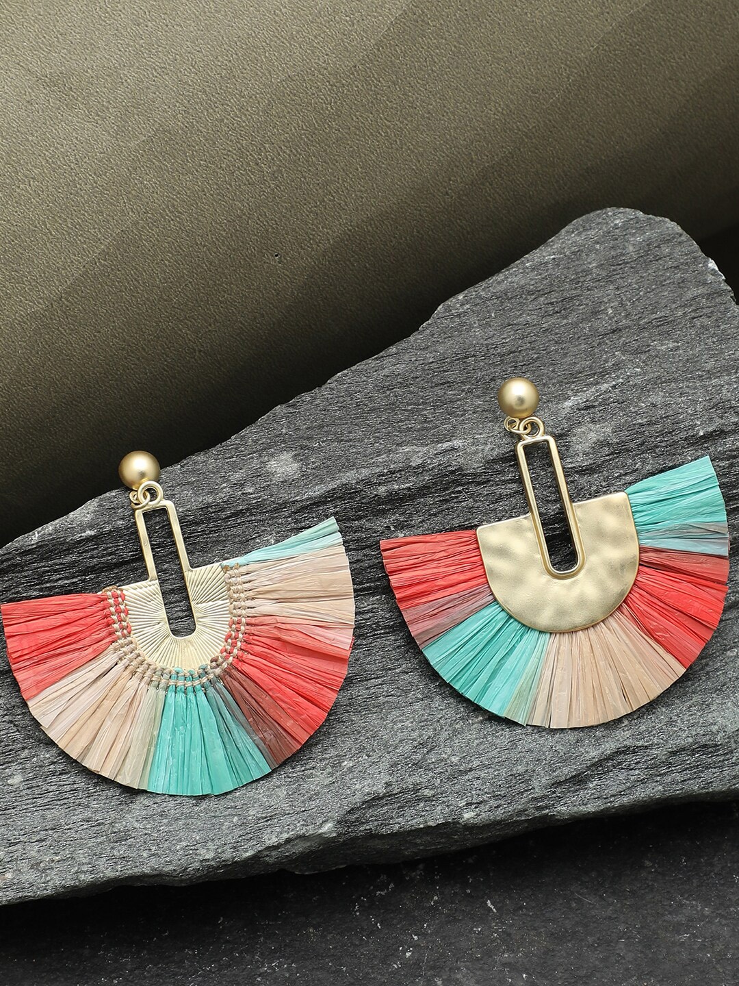 

SOHI Red & Beige Gold Plated Drop Earrings