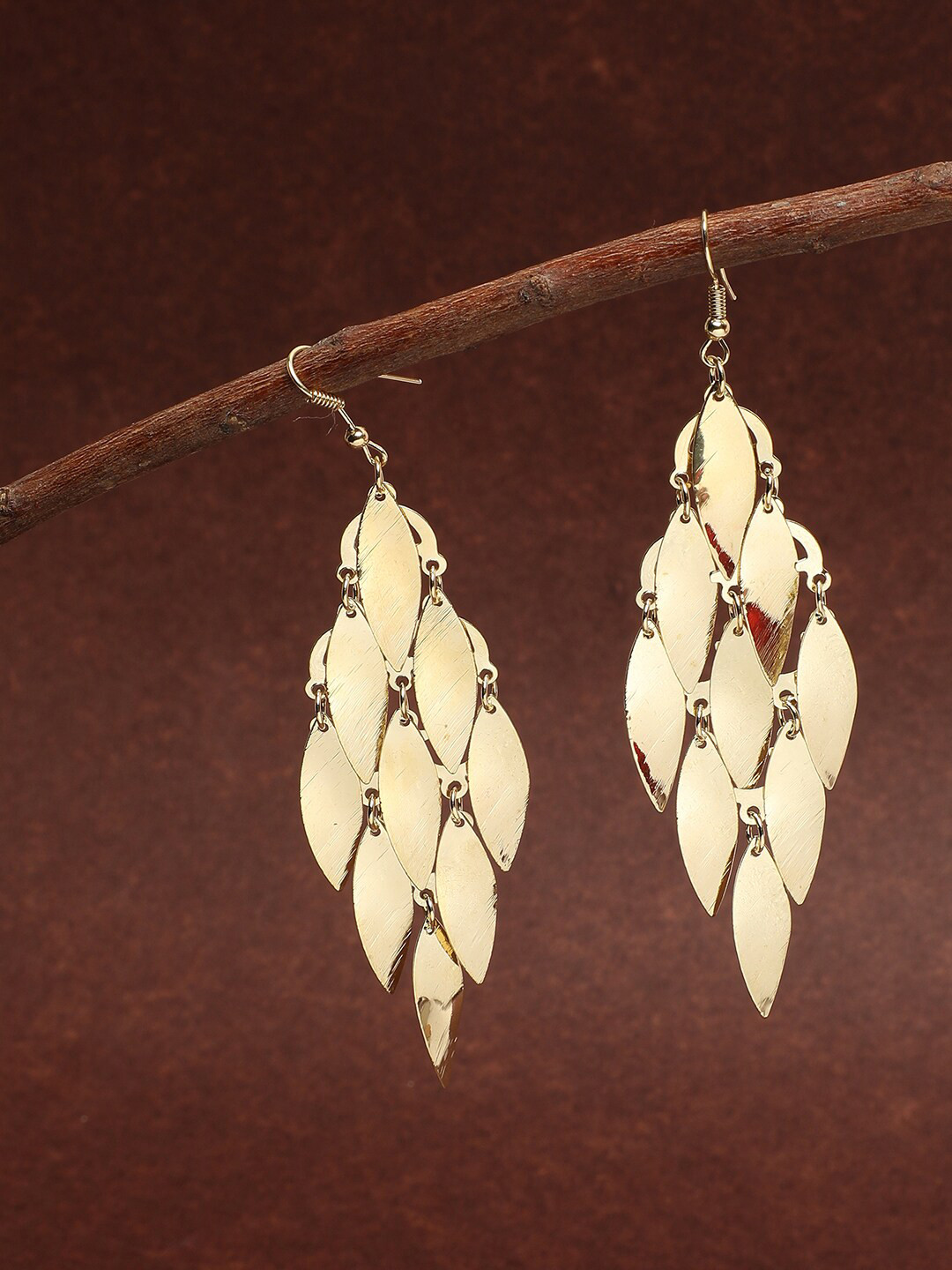 

SOHI Gold-Plated Contemporary Drop Earrings